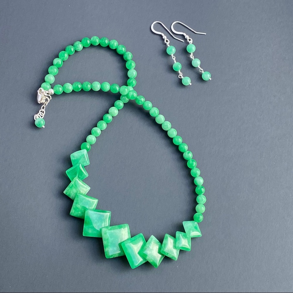 Green Jade Sterling silver Necklace Earrings Set